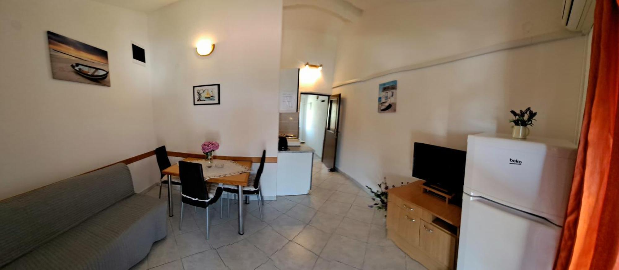 Apartments Toni Trogir Exterior photo